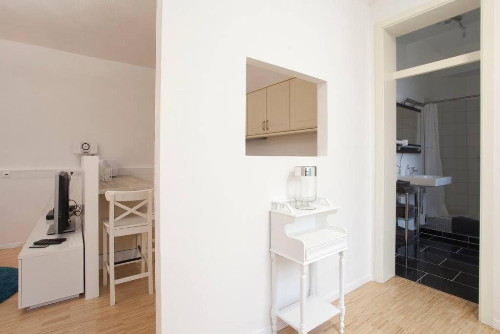 Exclusive 2-Room Souterrain Apartment Núremberg Exterior foto